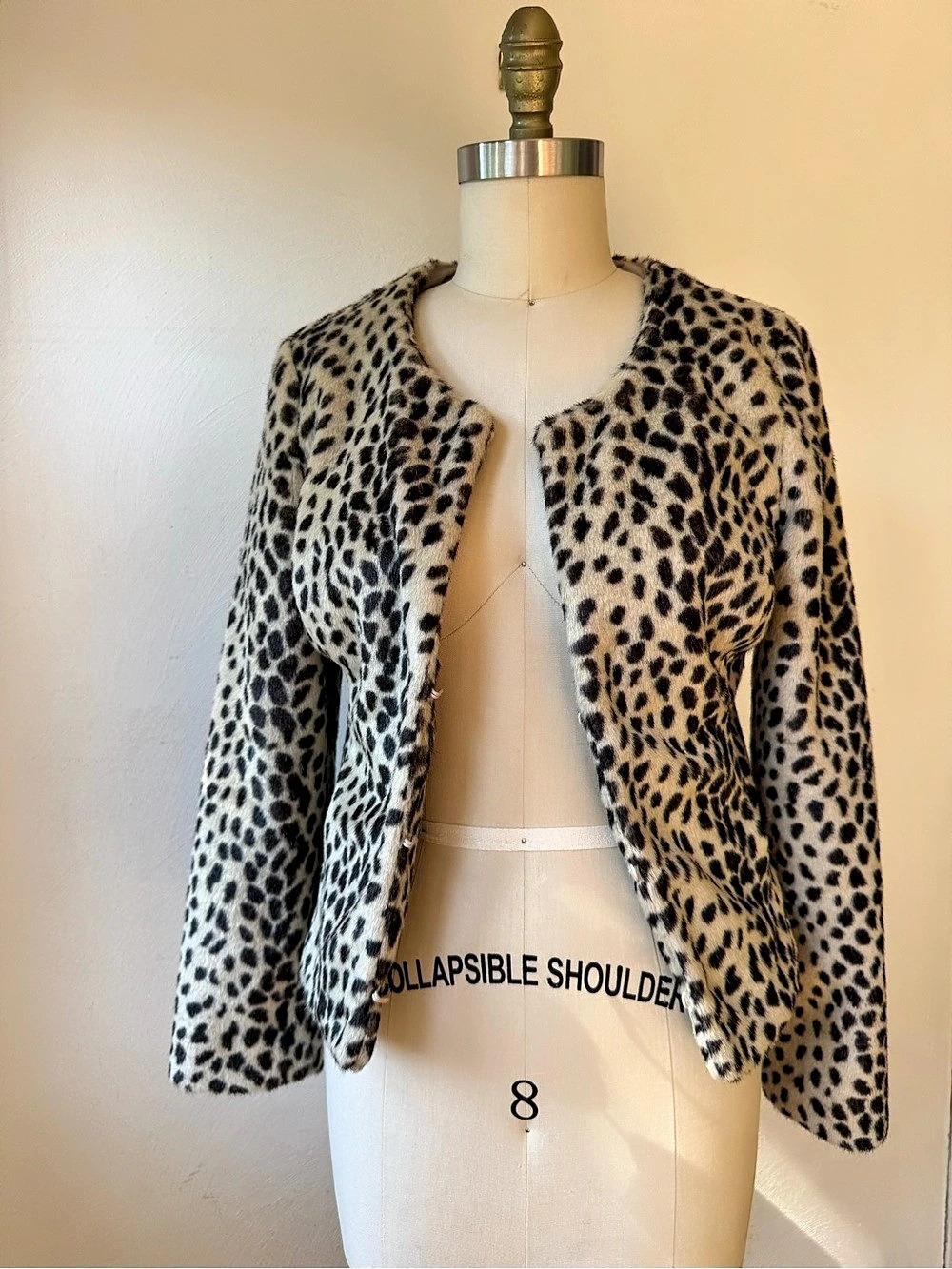Vintage Tinley Road Leopard Print Faux Fur Cropped Jacket
